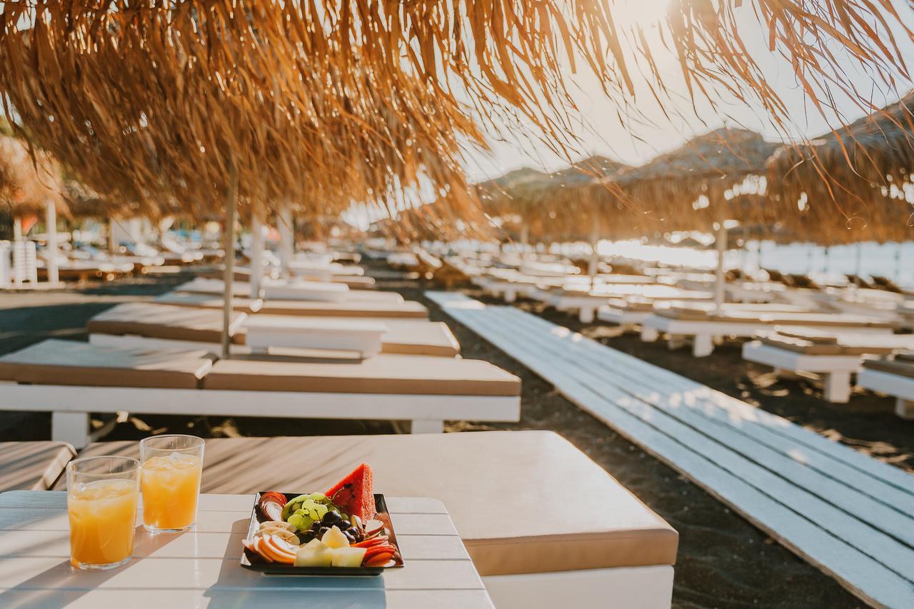 Sea View Beach Hotel (Adults Only) Периволос Екстериор снимка